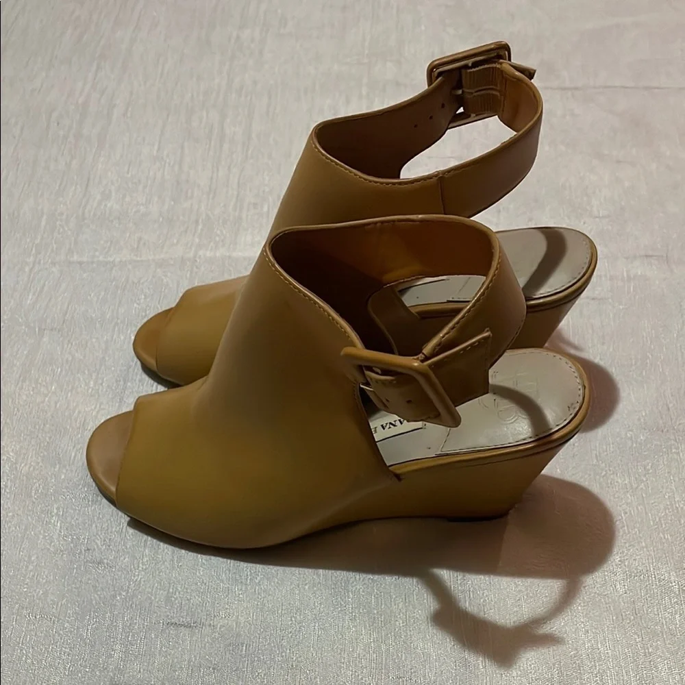 Dana Buchman Brown Peep-Toe Ankle Strap Women's Shoes